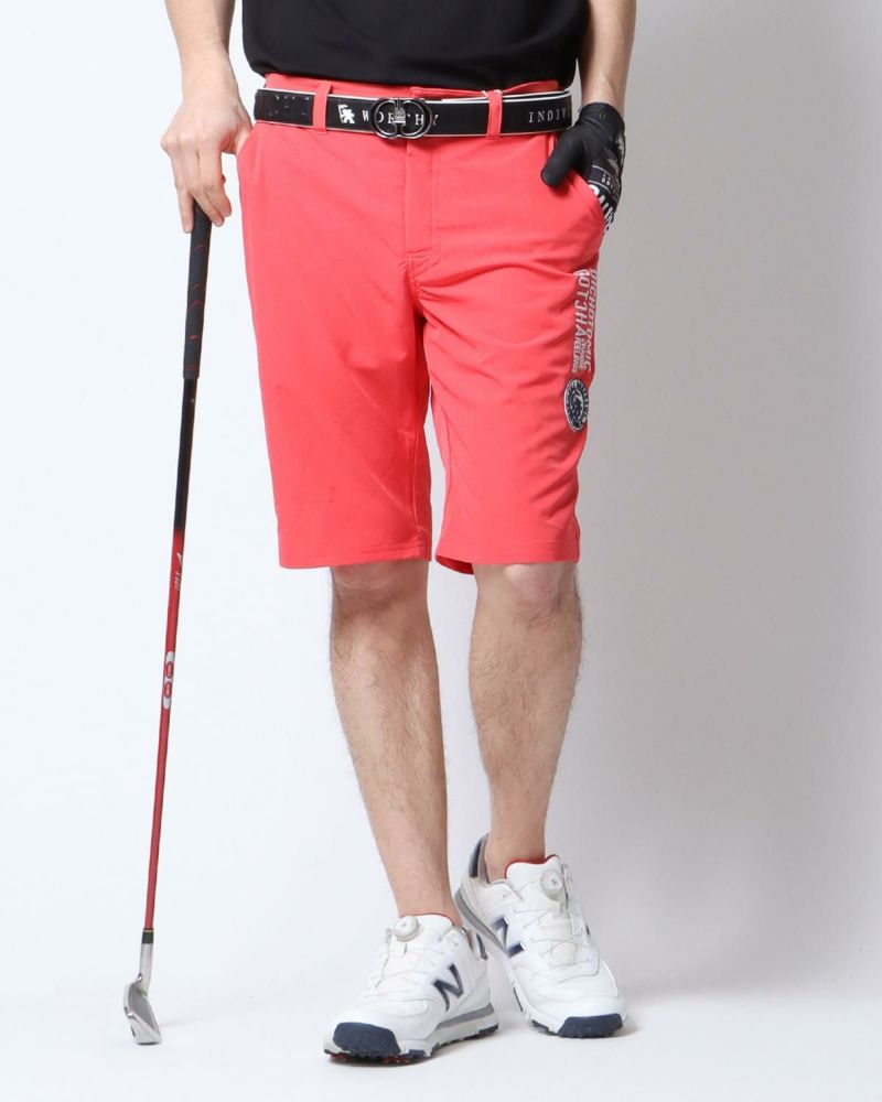 ラズベリー：180cm67kg(Mサイズ着用)