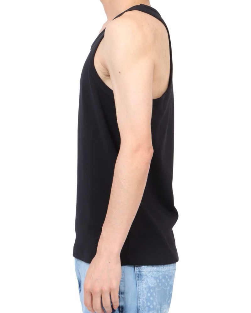 ブラック：180cm67kg(Lサイズ着用)