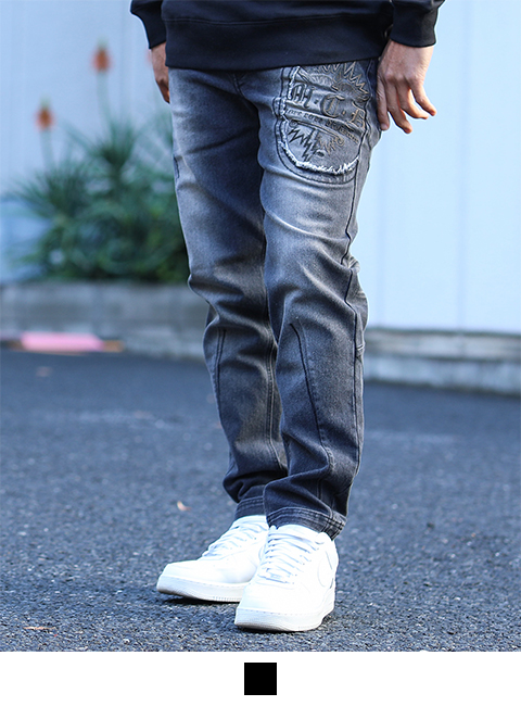 ブラック:173cm/72kg(Mサイズ着用)