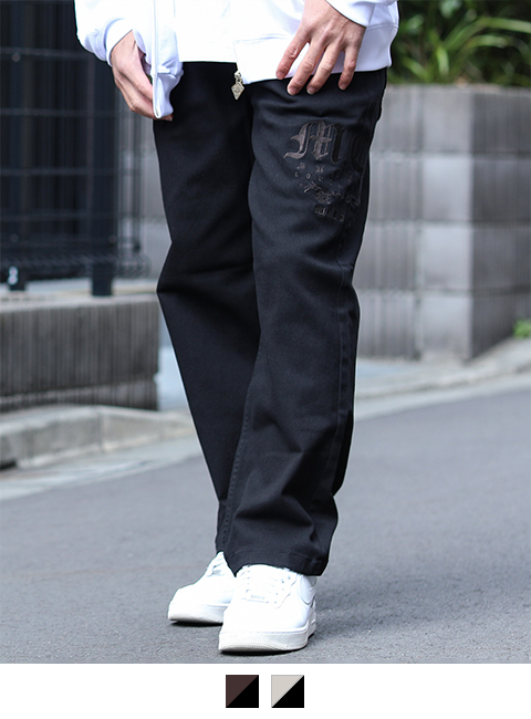 ブラック：173cm/72kg(Mサイズ着用)