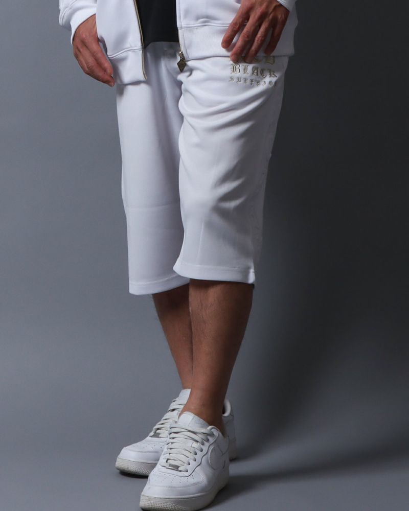 ホワイト：173cm/72kg(Mサイズ着用)