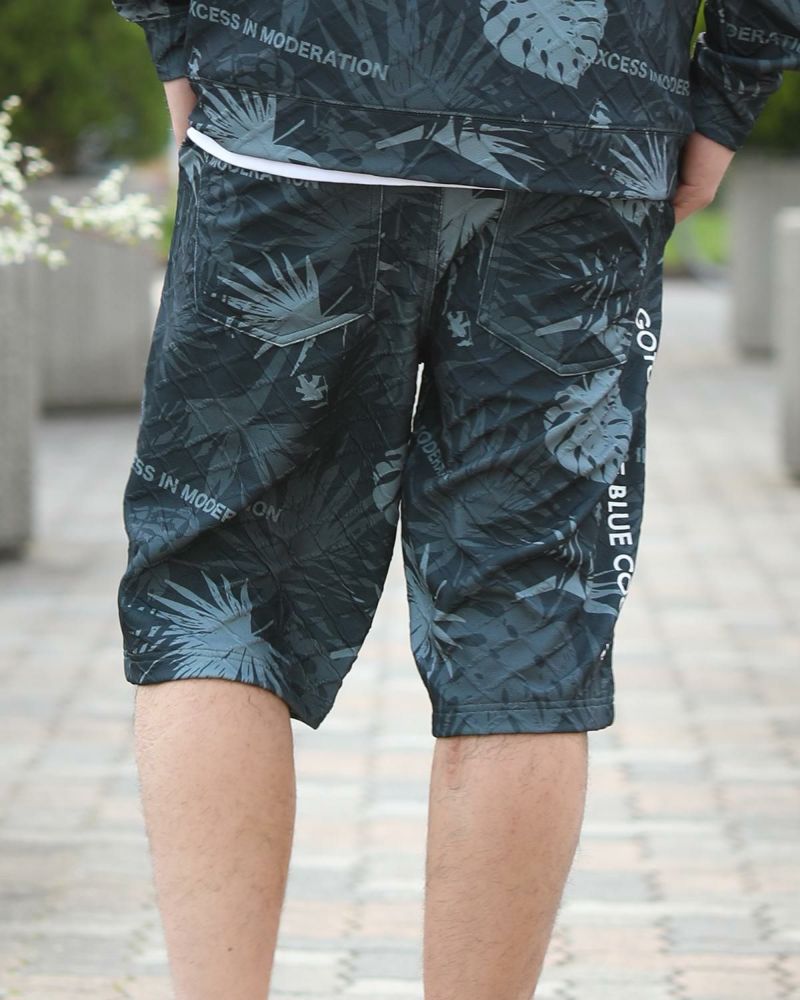チャコール：180cm67kg(Lサイズ着用)