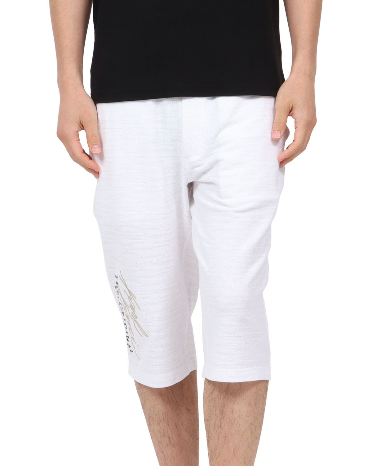 ホワイト：180cm67kg(Mサイズ着用)