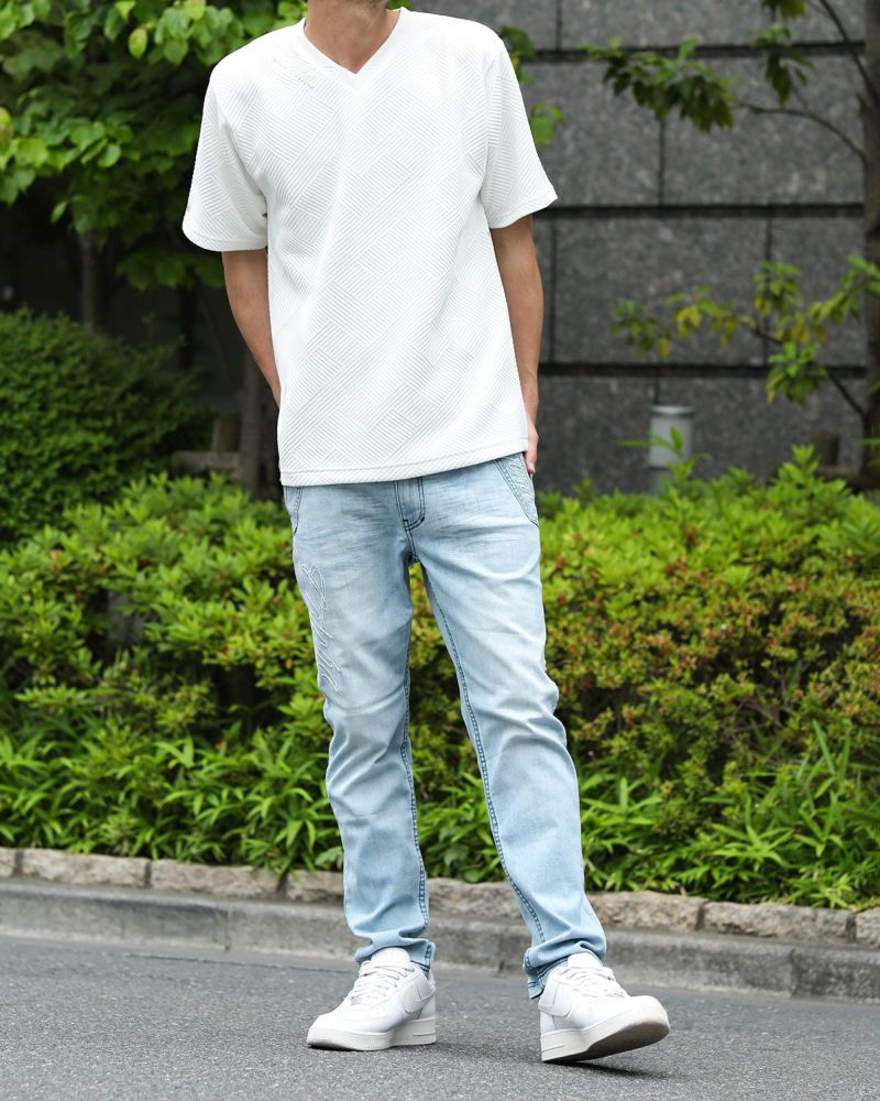 ブリーチ：180cm67kg(Lサイズ着用)