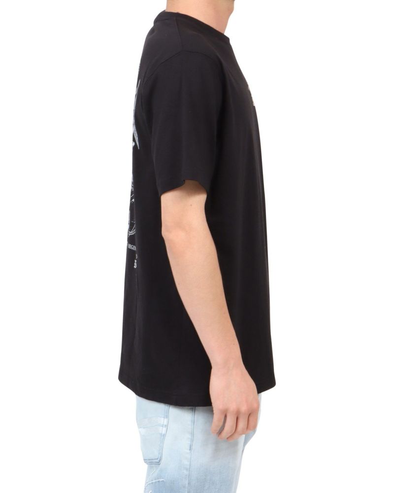 ブラック：180cm67kg(Lサイズ着用)