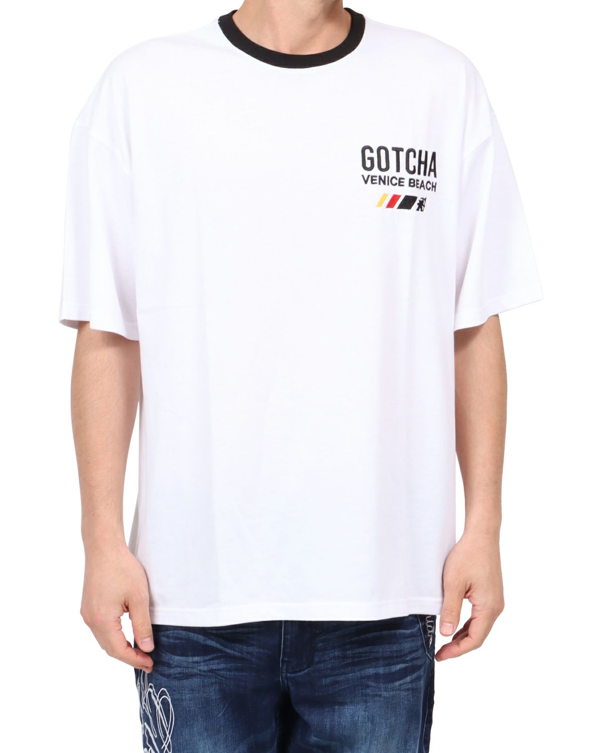 ホワイト：180cm67kg(Lサイズ着用)