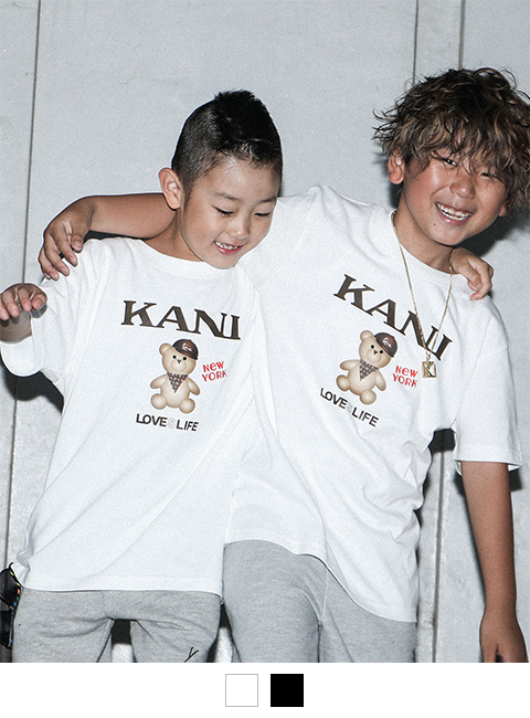 左：ホワイト（140ｃｍ着用）、右：ホワイト（150ｃｍ着用）