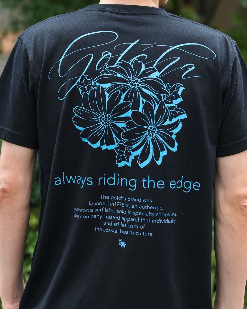 ブラック：180cm67kg(Lサイズ着用)