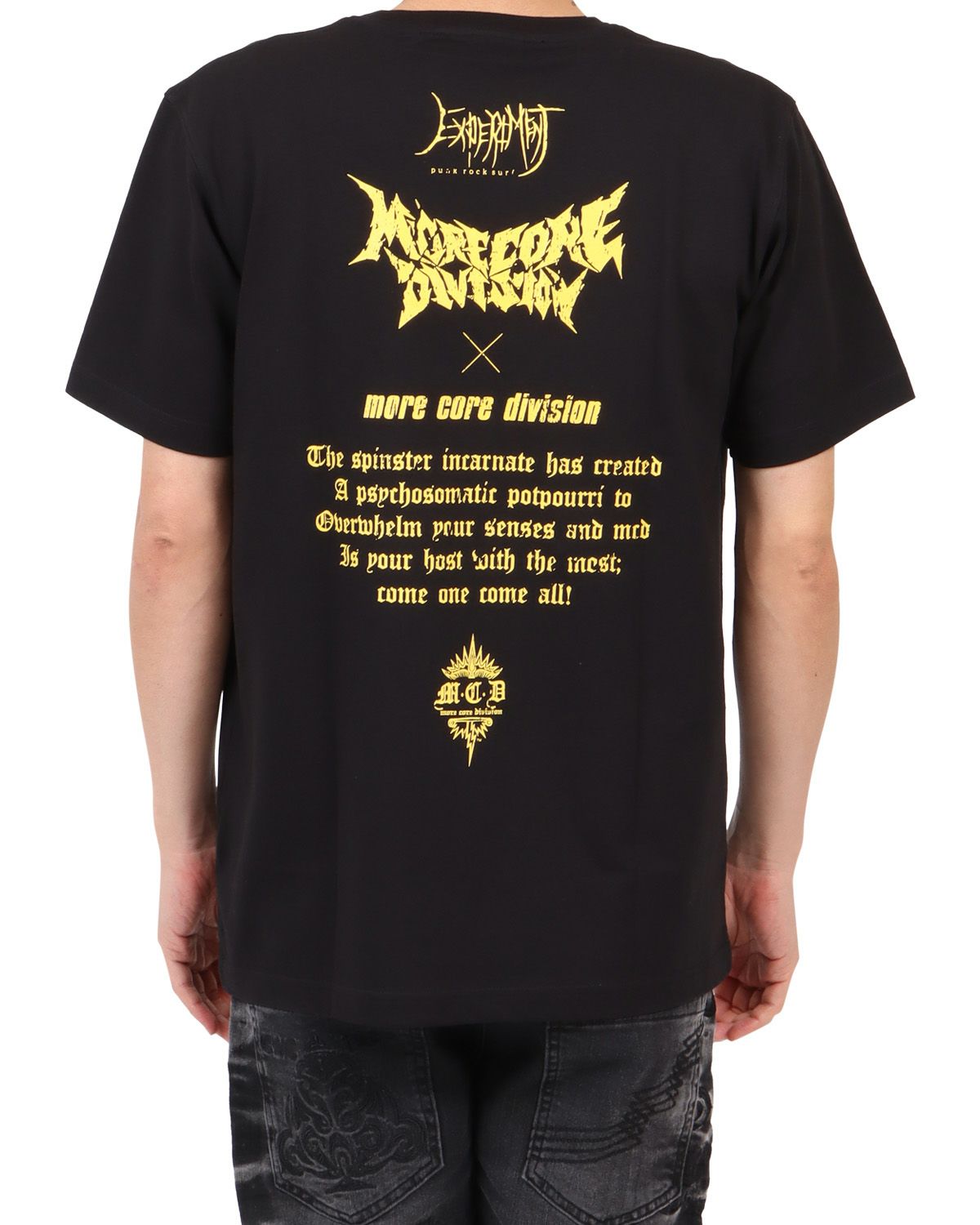 ブラック：180cm67kg(Lサイズ着用)