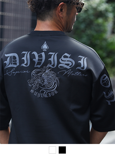 ブラック:172cm/72kg(Lサイズ着用)