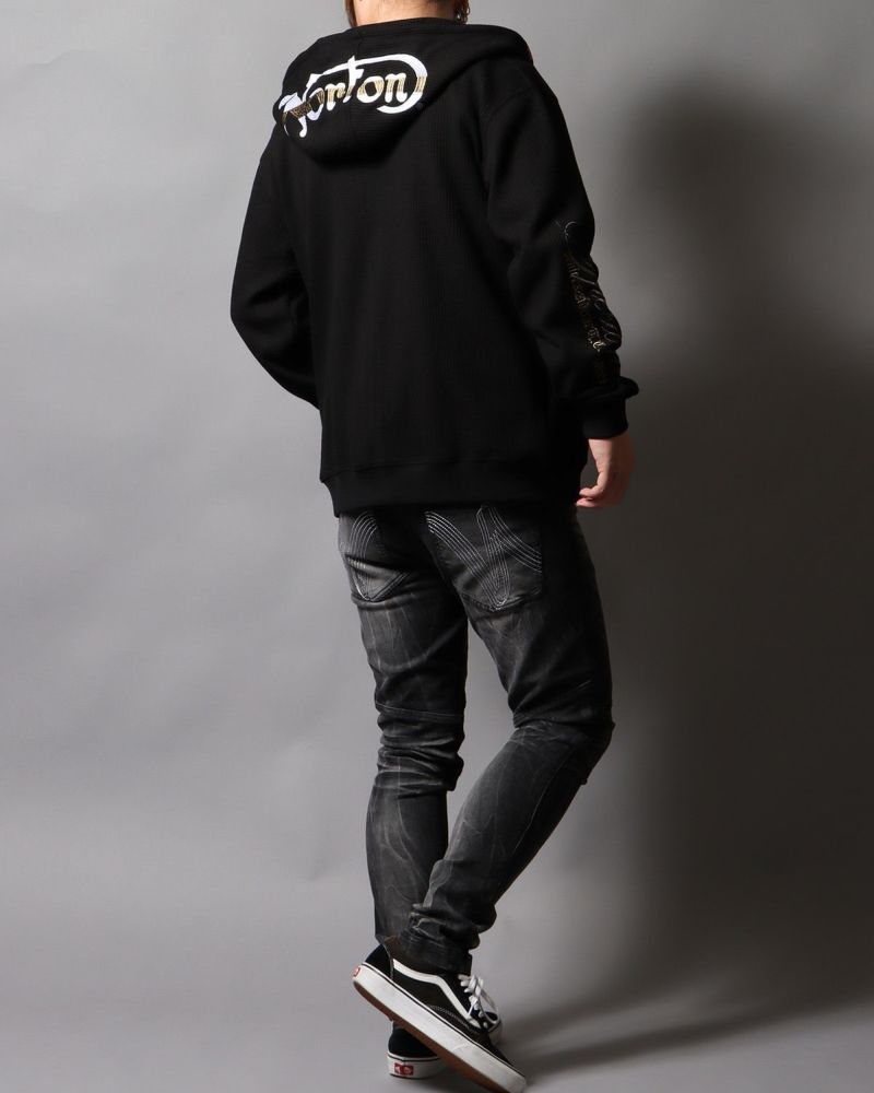 ブラック：178cm/75kg(Lサイズ着用)