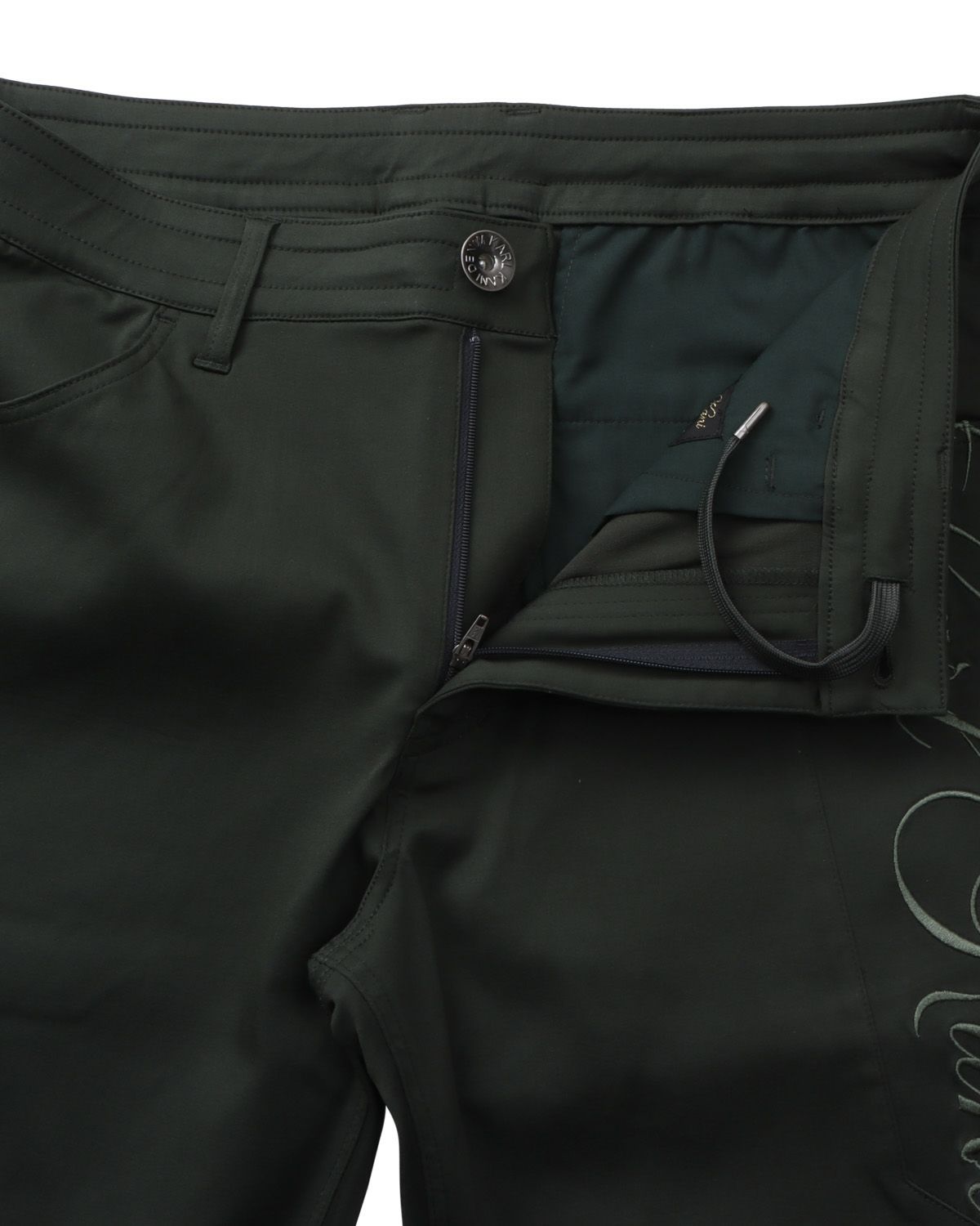 ダークグリーン