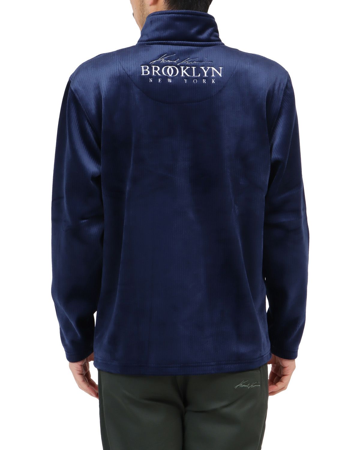 ネイビー：180cm67kg(Lサイズ着用)