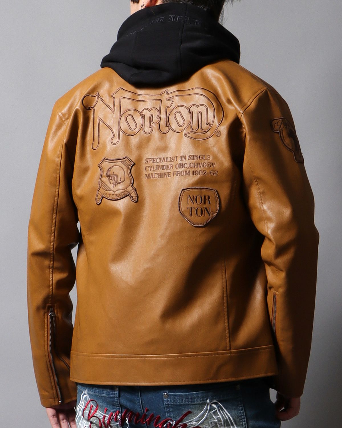 Norton] フェイクレザー パッチド シングルライダース ジャケット 