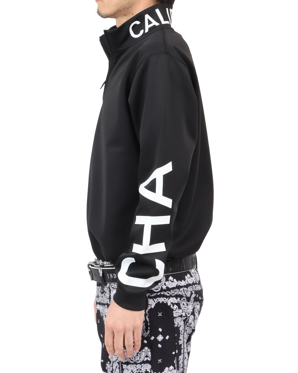 ブラック：180cm67kg(Lサイズ着用)