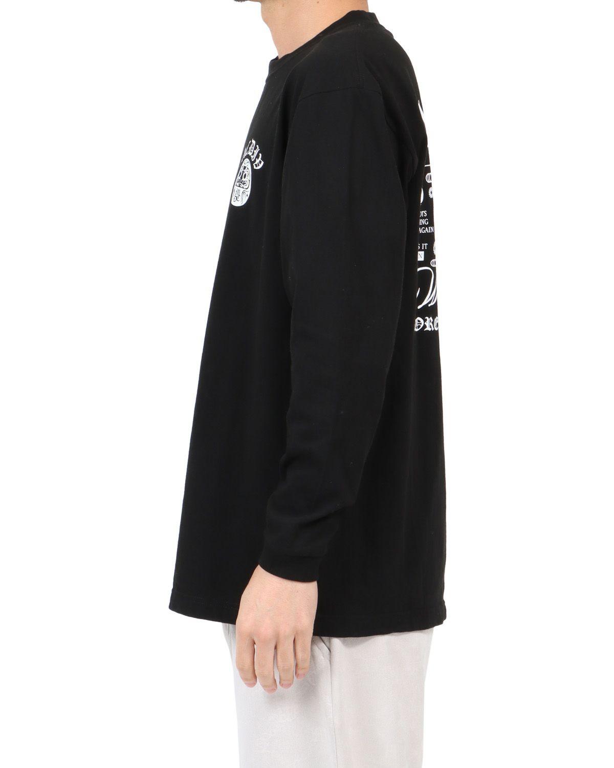 ブラック：180cm67kg(Lサイズ着用)