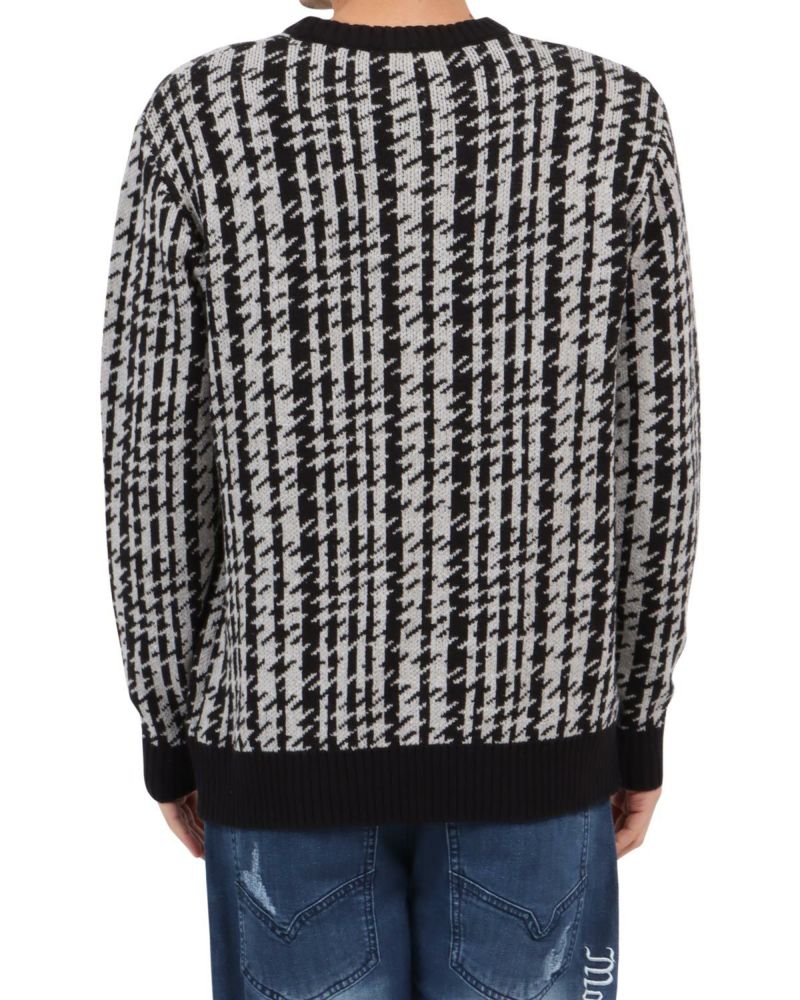 ブラック：180cm67kg(Lサイズ着用)