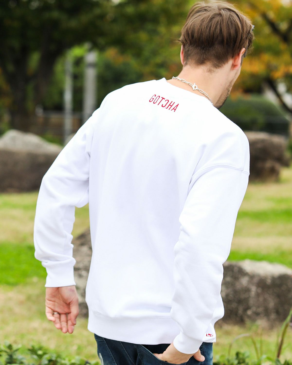 ホワイト:183cm70kg(Lサイズ着用)