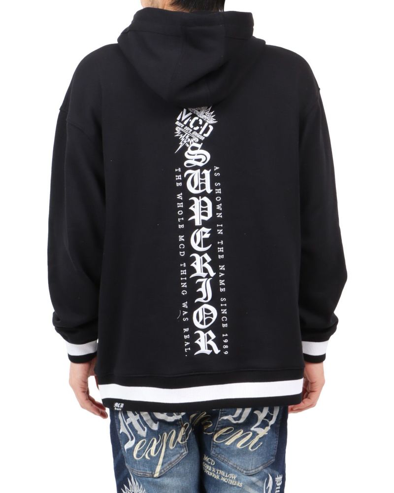 ブラック：180cm67kg(Lサイズ着用)