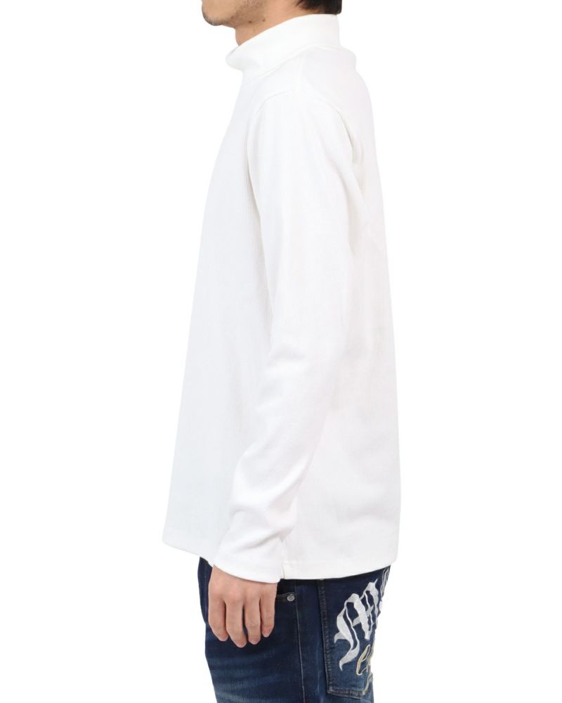 ホワイト：180cm67kg(Lサイズ着用)