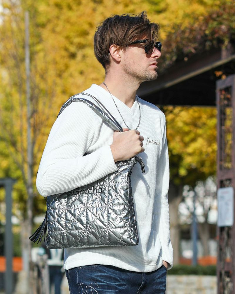 GOTCHA] ウィメンズ チャーム付き シルバー トートバッグ | PEET