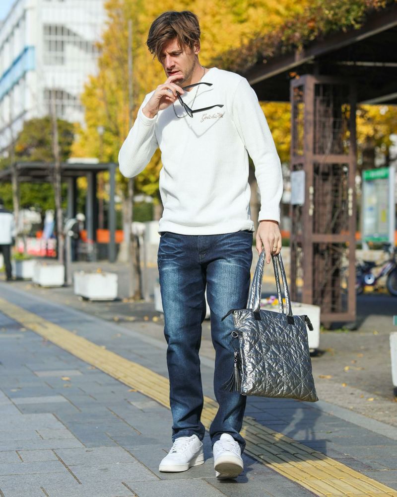 GOTCHA] ウィメンズ チャーム付き シルバー トートバッグ | PEET