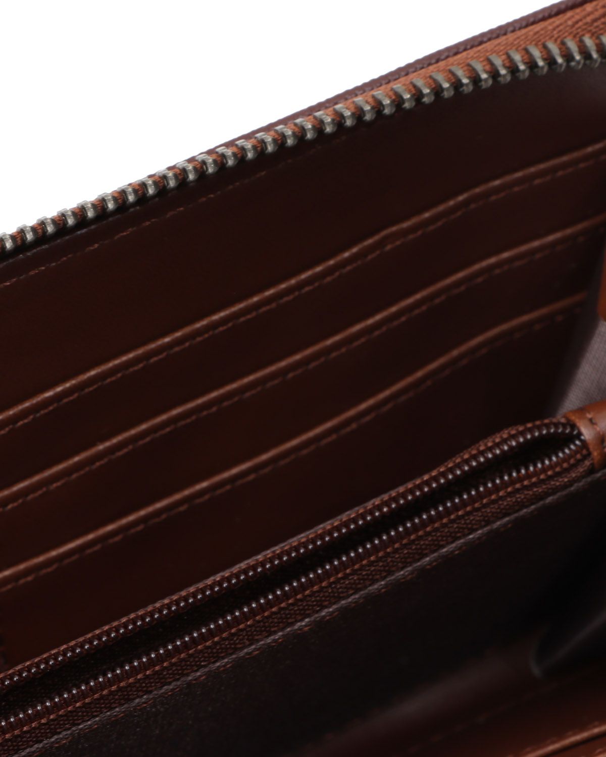 ダークブラウン