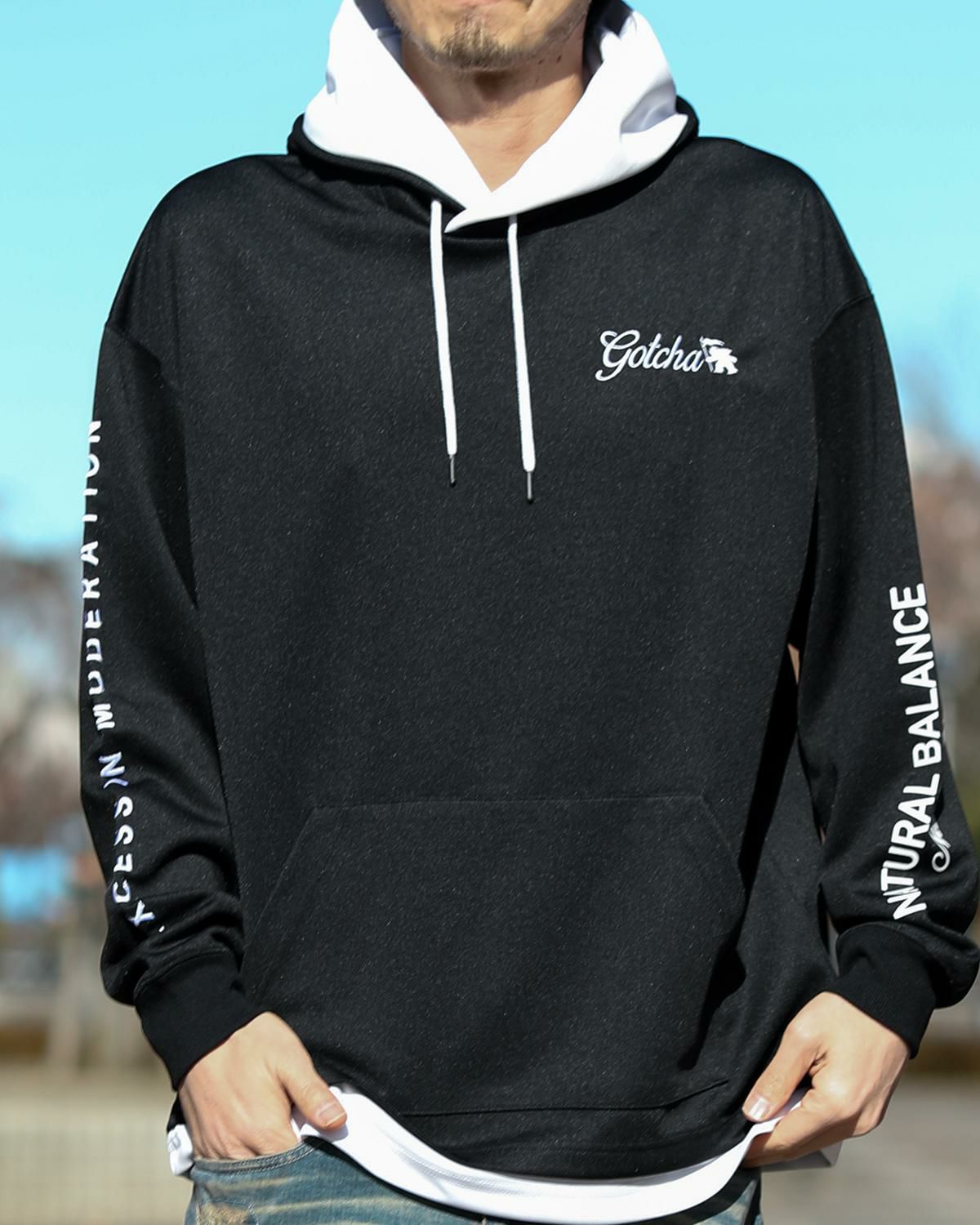 ブラック：180cm67kg(Lサイズ着用)