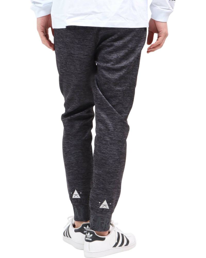 ブラック：180cm67kg(Mサイズ着用)