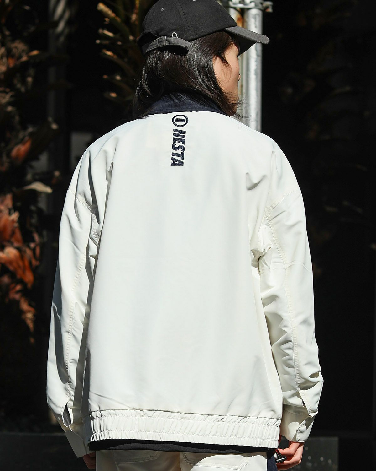 オフホワイト：168cm55kg(Lサイズ着用)