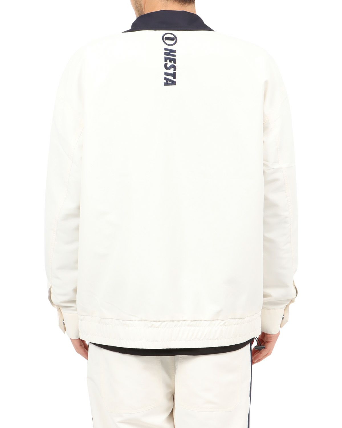 オフホワイト：180cm67kg(Lサイズ着用)