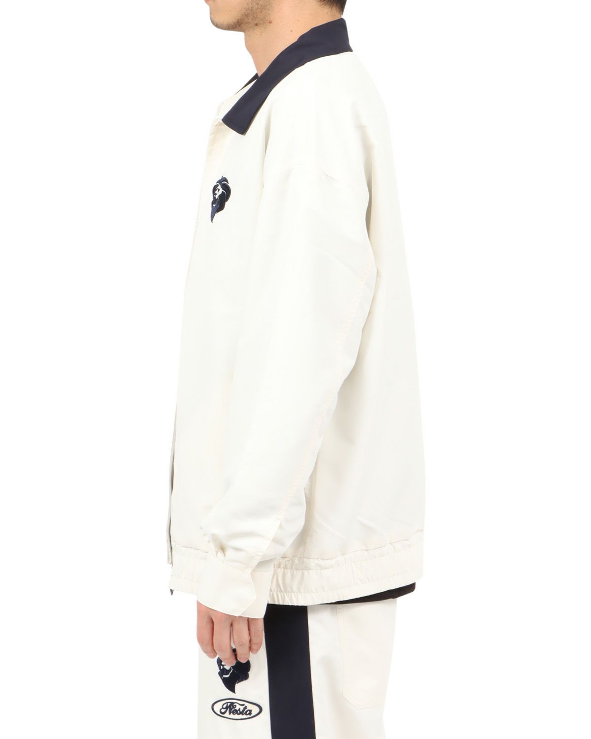 オフホワイト：180cm67kg(Lサイズ着用)