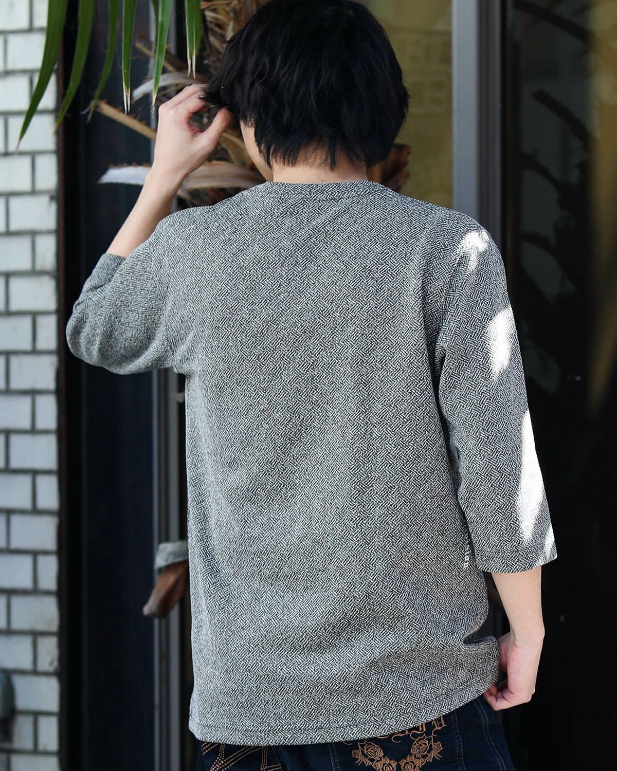 ブラック:173cm/63kg(XLサイズ着用)