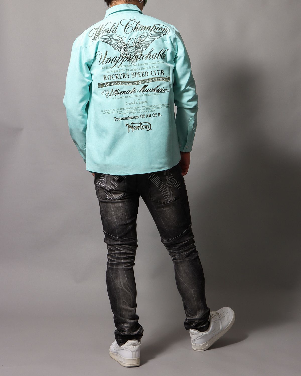 ミントグリーン：178cm/75kg(Lサイズ着用)