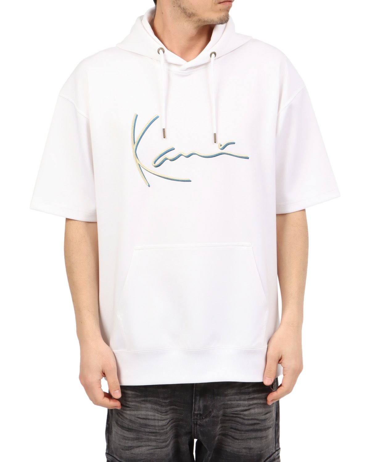 ホワイト：180cm67kg(Lサイズ着用)