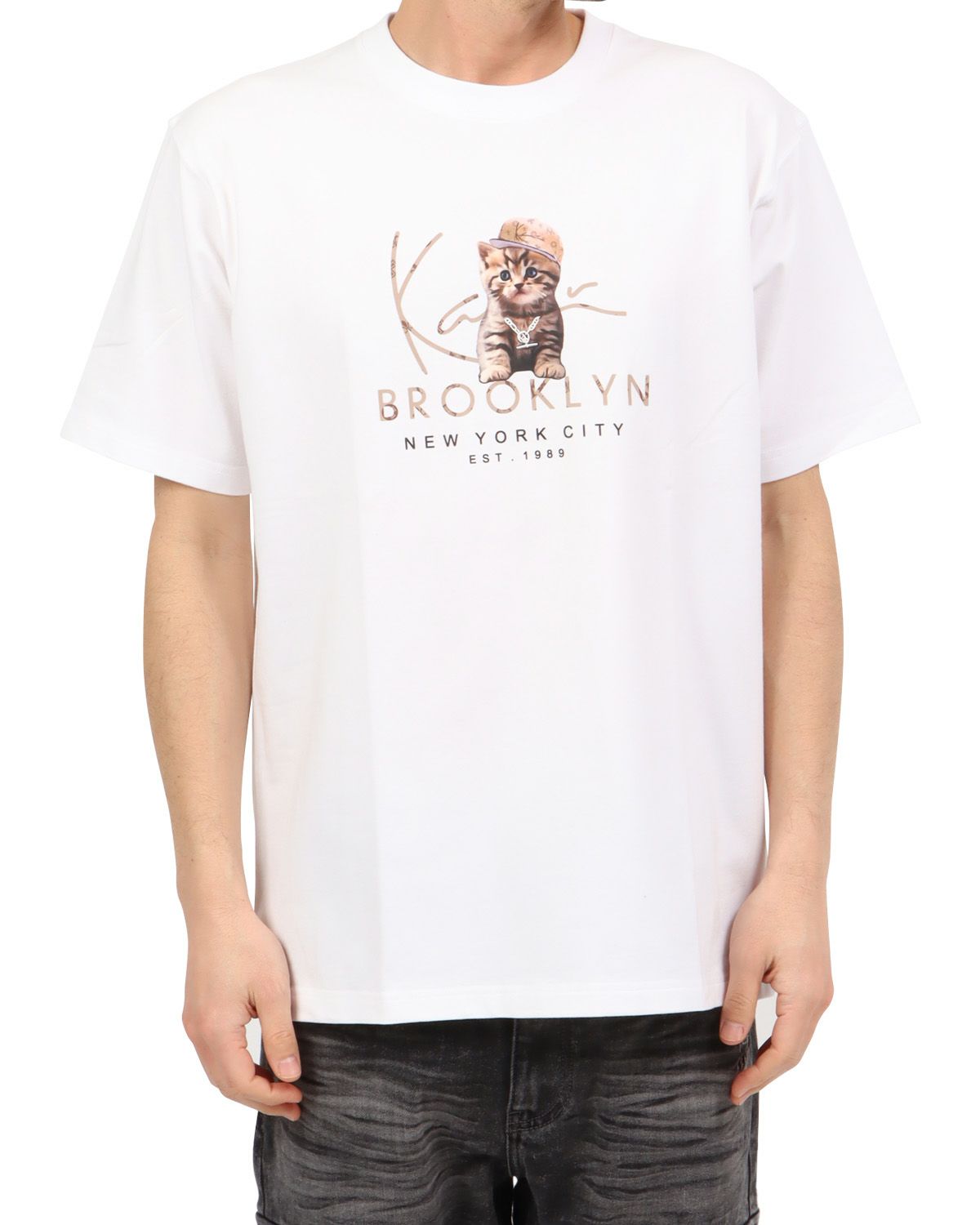 ホワイト：180cm67kg(Lサイズ着用)