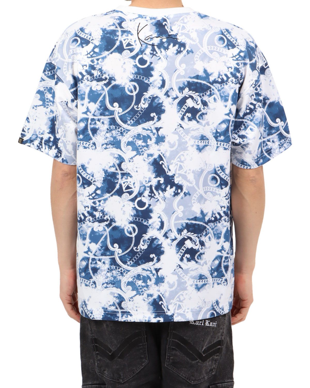 ブルー：180cm67kg(Lサイズ着用)