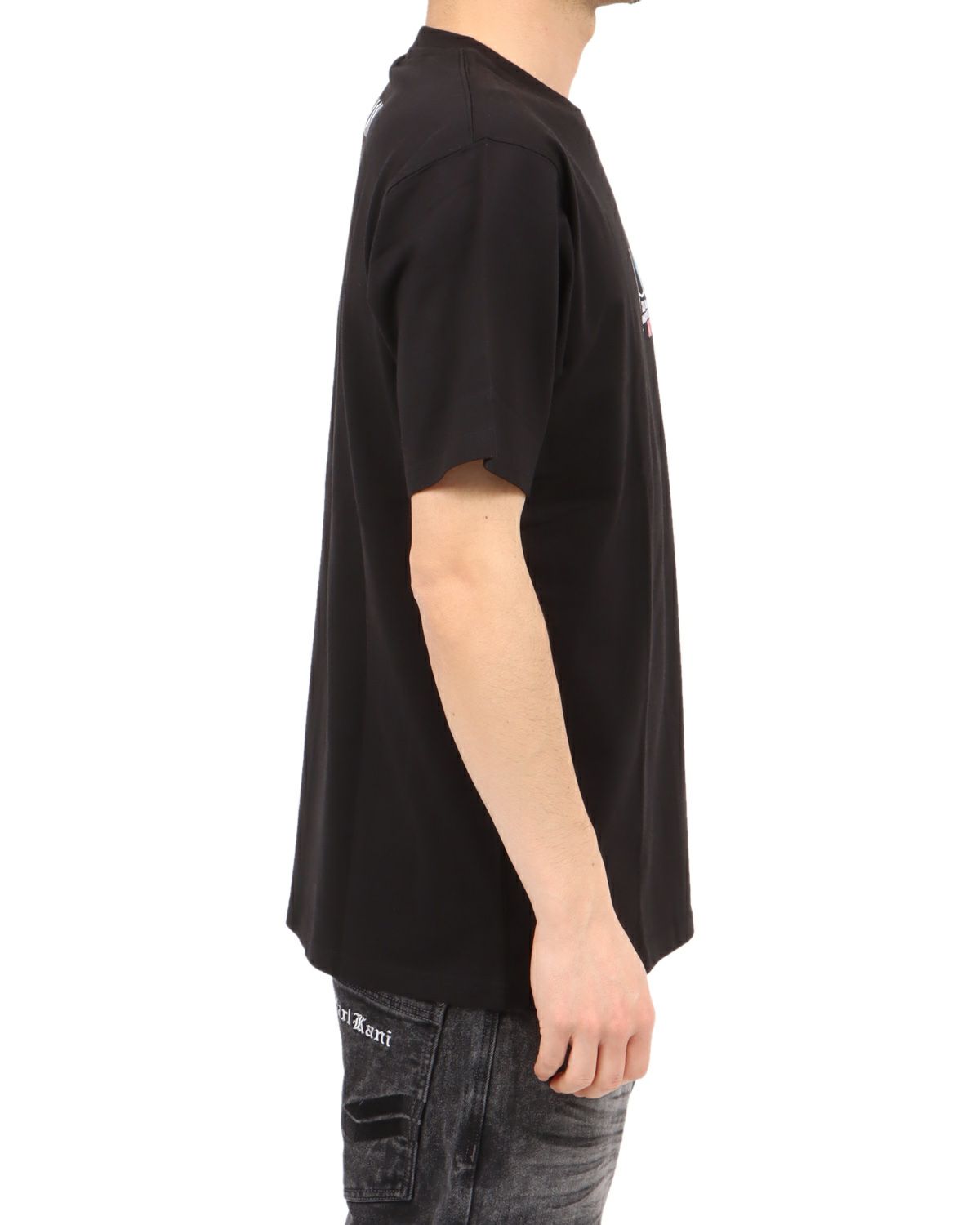 ブラック：180cm67kg(Lサイズ着用)