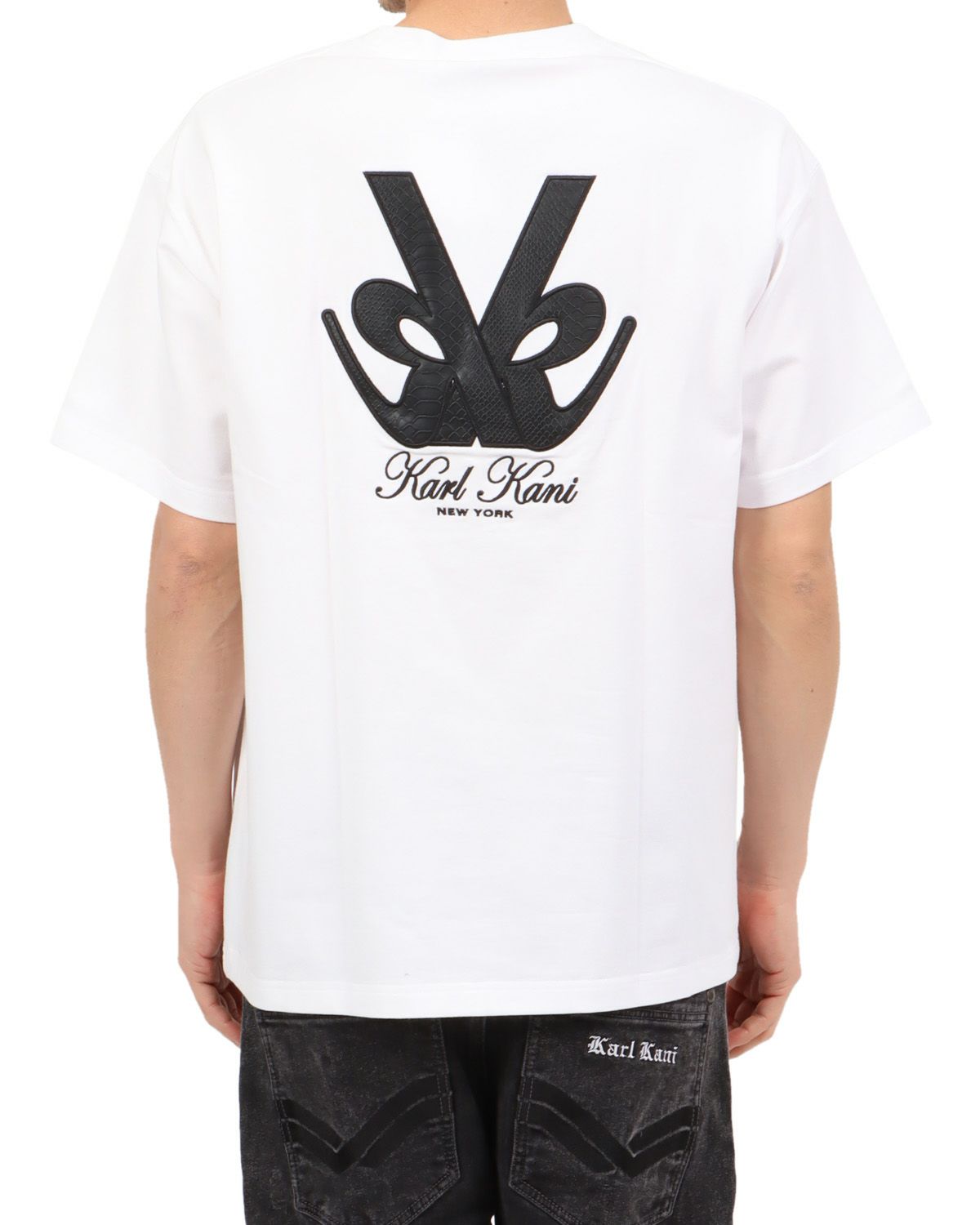 ホワイト：180cm67kg(Lサイズ着用)