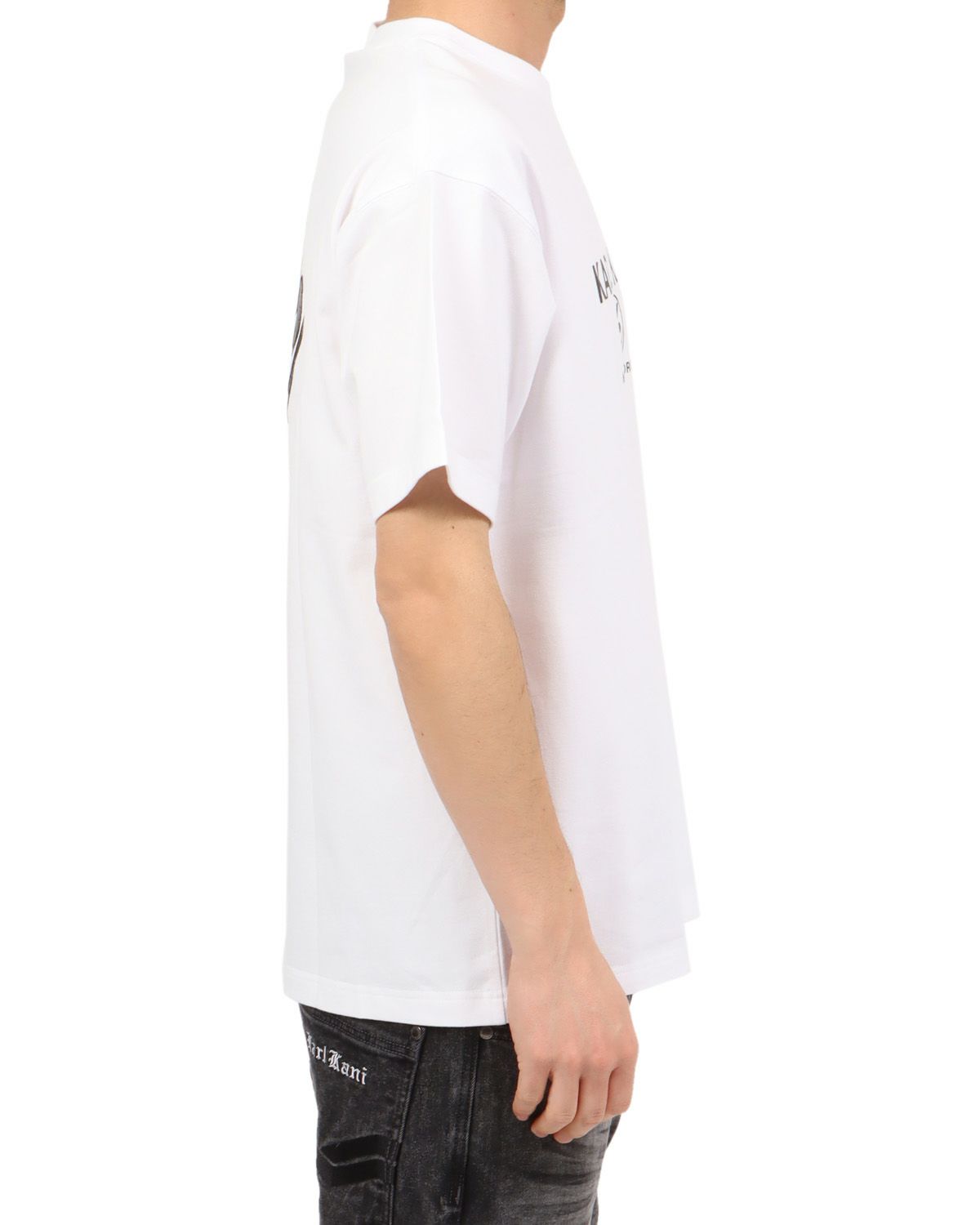 ホワイト：180cm67kg(Lサイズ着用)