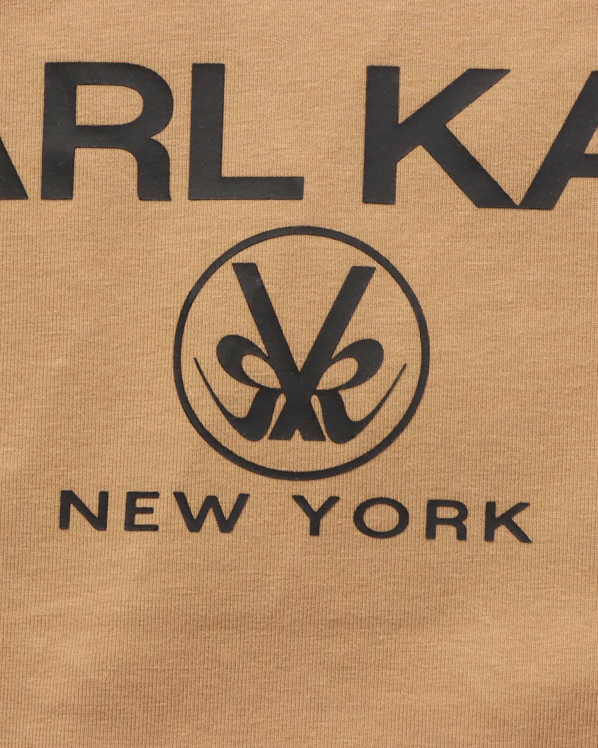 サンドベージュ