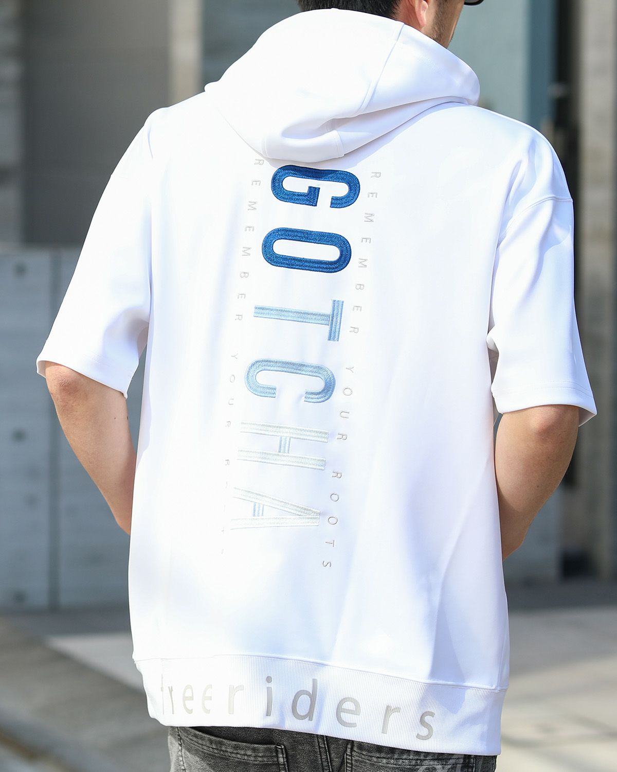 GOTCHA] ルーズフィット グラデ 刺繍 6分袖 パーカー | PEET ONLINE STORE