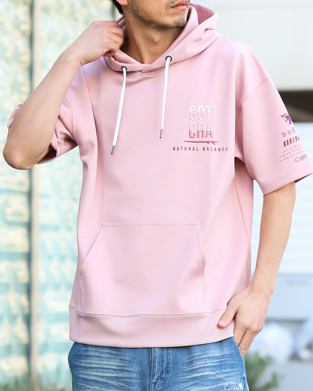 ピンク：180cm67kg(Lサイズ着用)