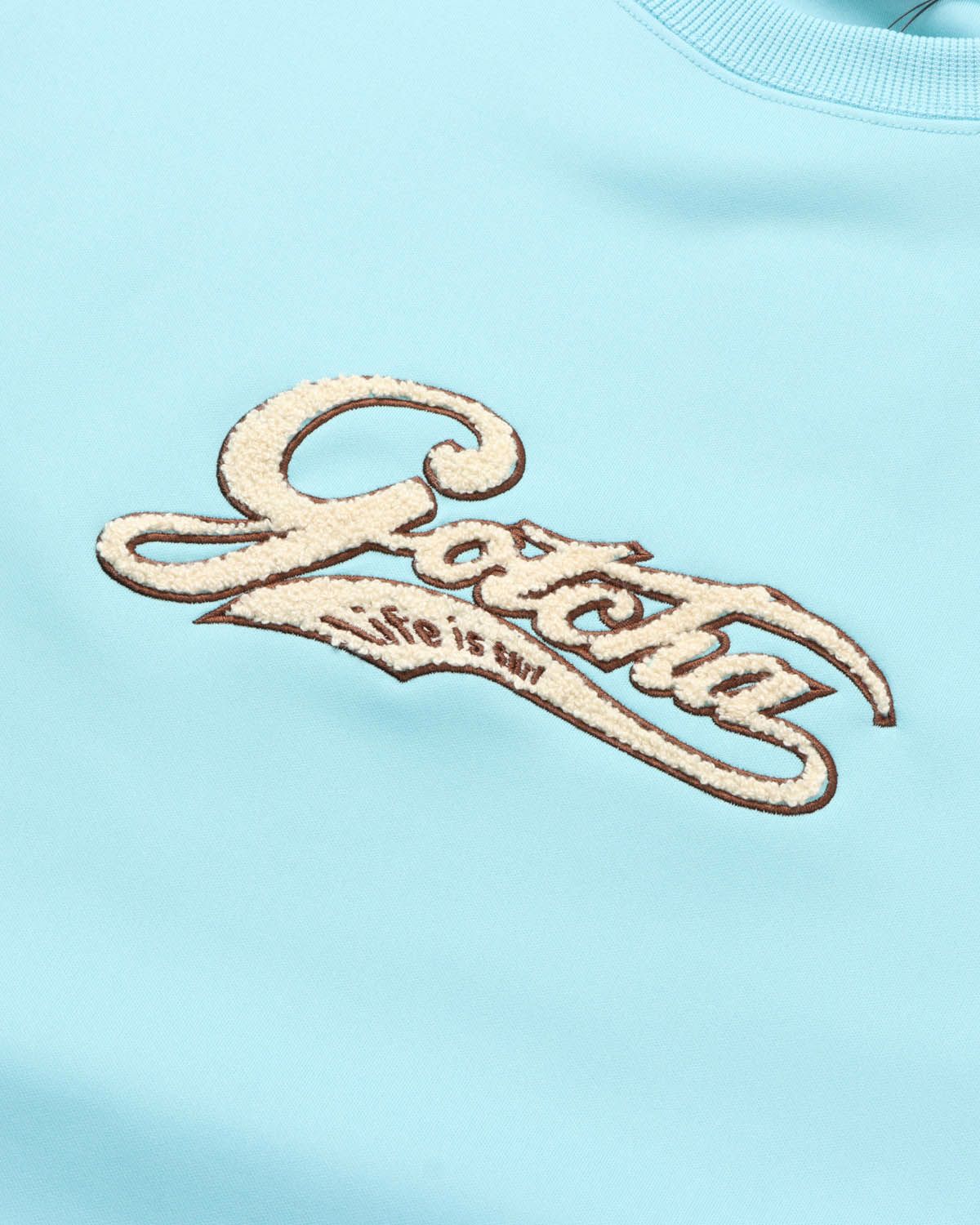 ミントグリーン