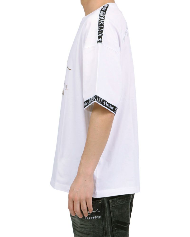 ホワイト：180cm67kg(Lサイズ着用)