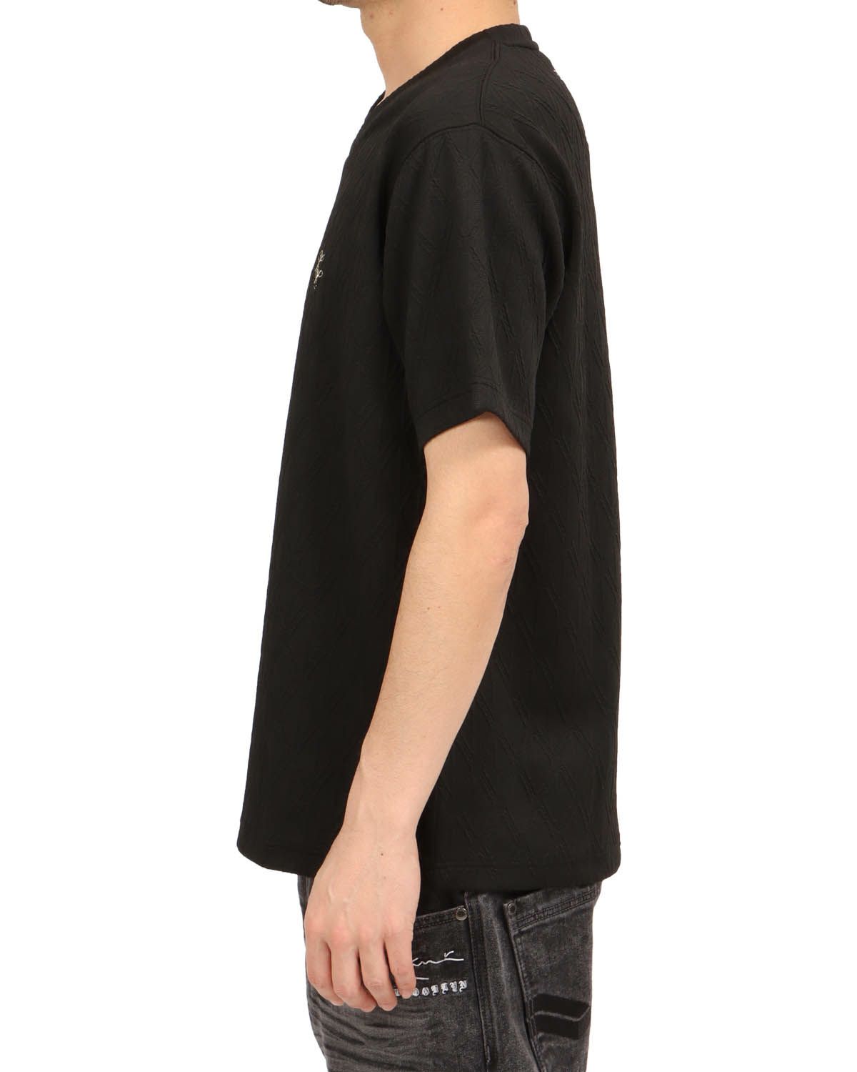 ブラック：180cm67kg(Lサイズ着用)