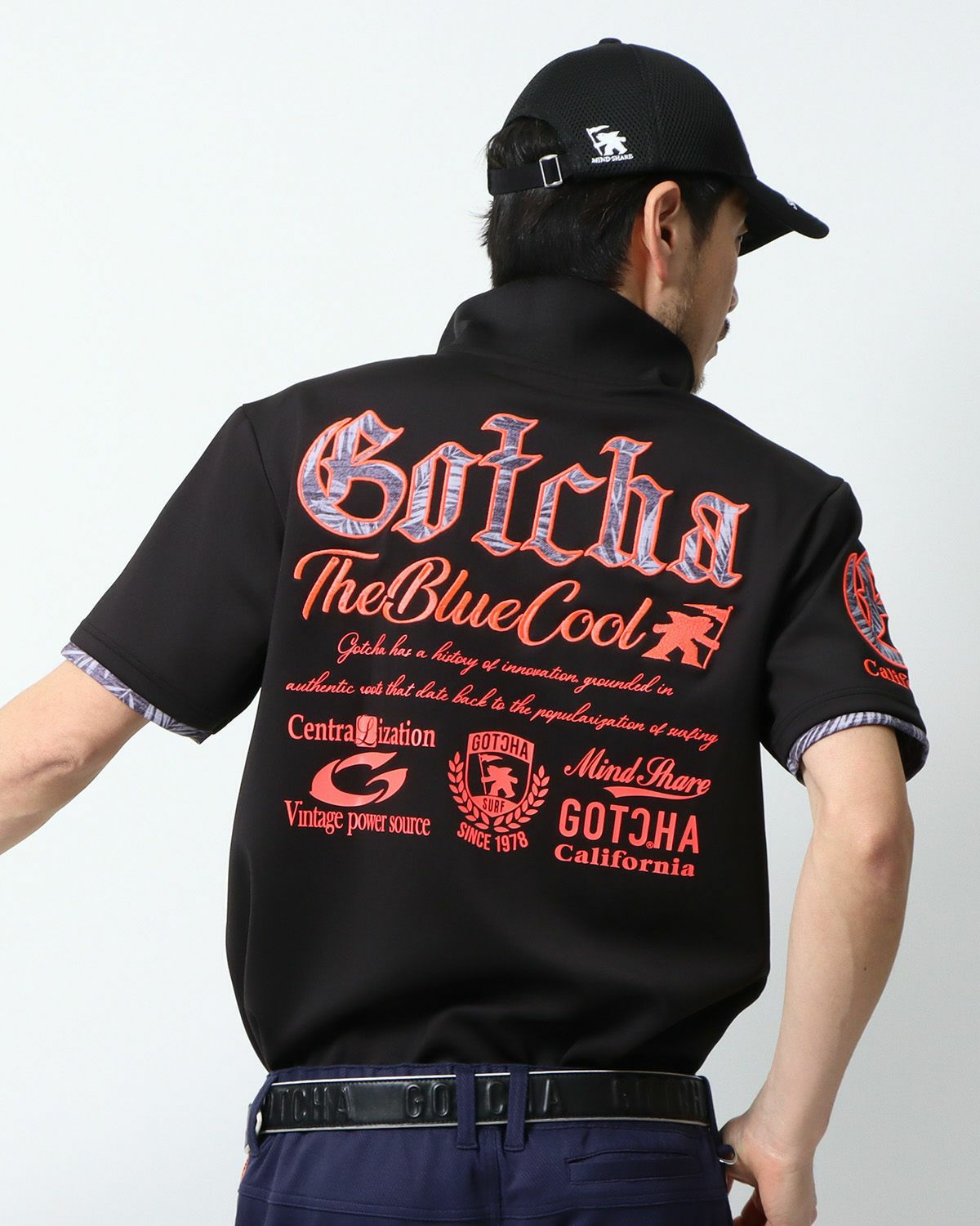 ブラック：180cm67kg(Lサイズ着用)