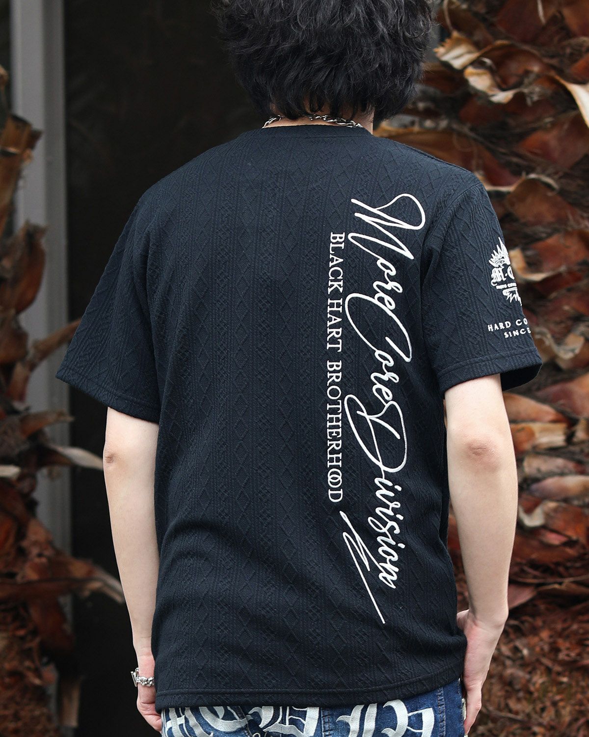 ブラック:173cm/63kg(Lサイズ着用)