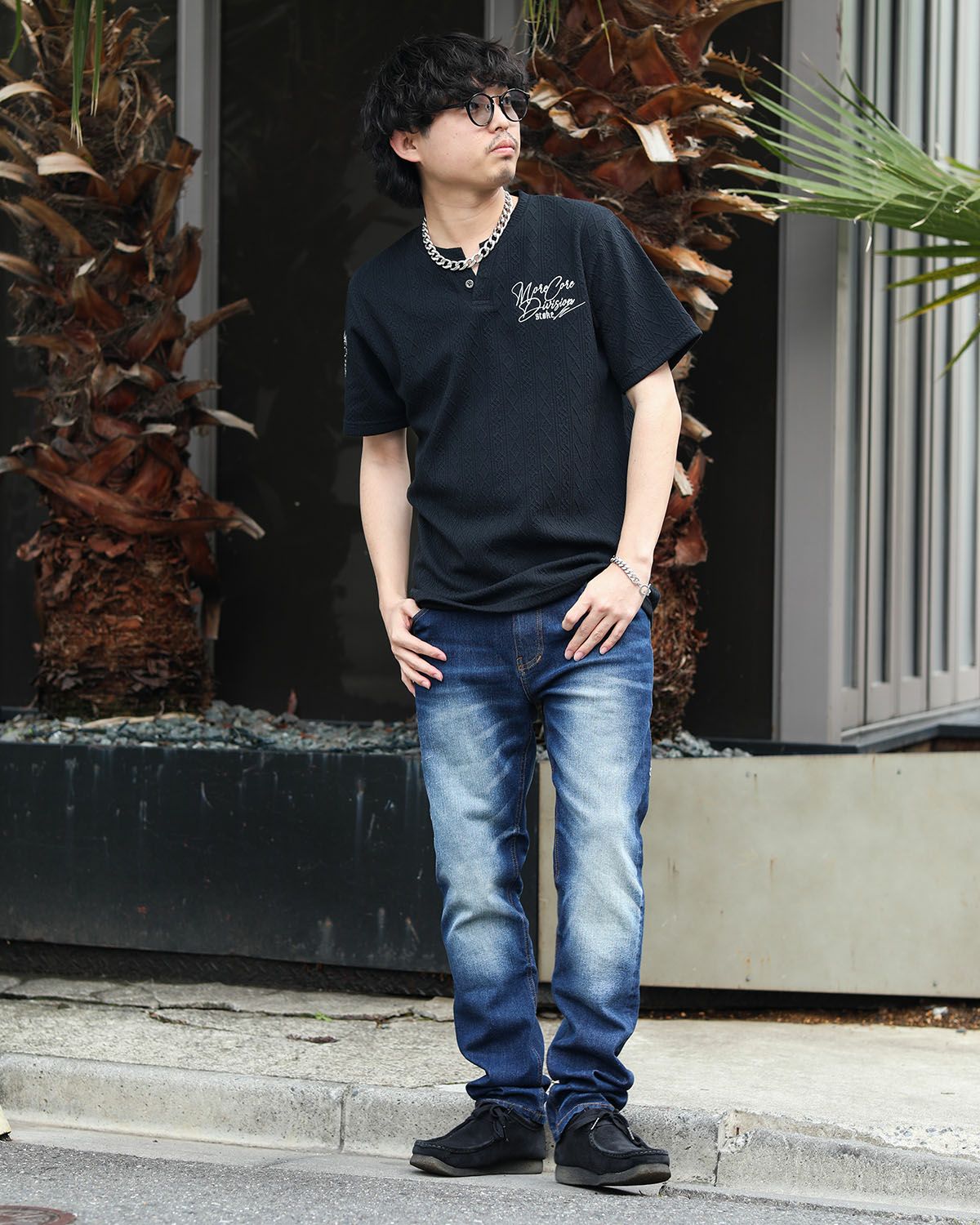 ブラック:173cm/63kg(Lサイズ着用)