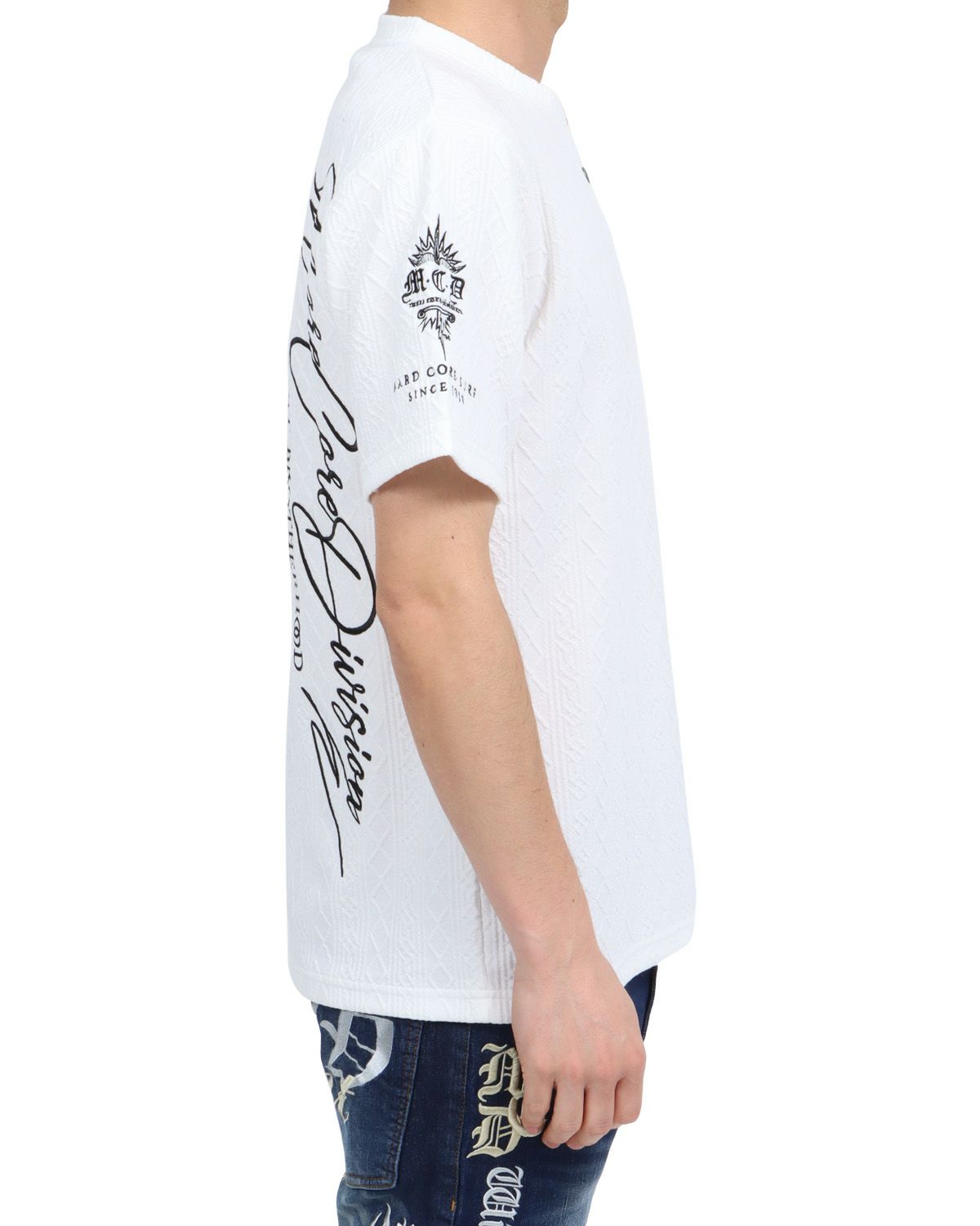 ホワイト：180cm67kg(Lサイズ着用)